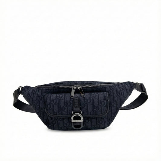 Oblique Saddle Soft Body Bag